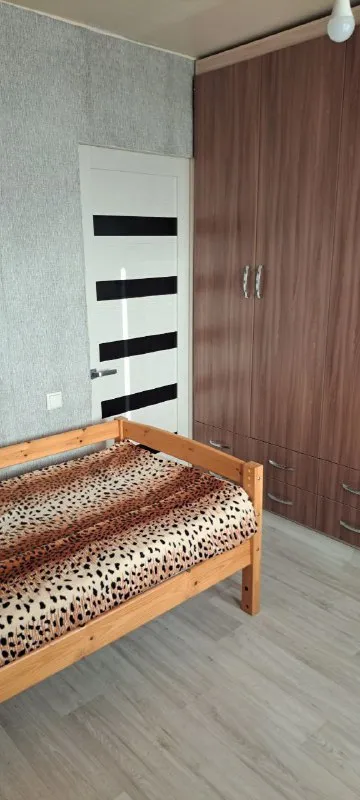 Продам 3-х комнатную квартиру 🌇в г. Енакиево, р-н фильтровальная, ул. Айвазовского. ✅5-й этаж 9-ти э... - фотография