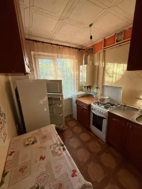 ❗️сдам квартиру в харцызске❗️ трехкомнатная квартира в центре харцызска, индивидуальное отопление, н... - фотография