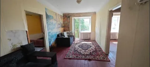 Продам 2-х комн. Квартиру 4/4 эт. В г. Харцызск, ул. Краснознаменская, район 2-й школы ✅s = 42 кв. М... - фотография