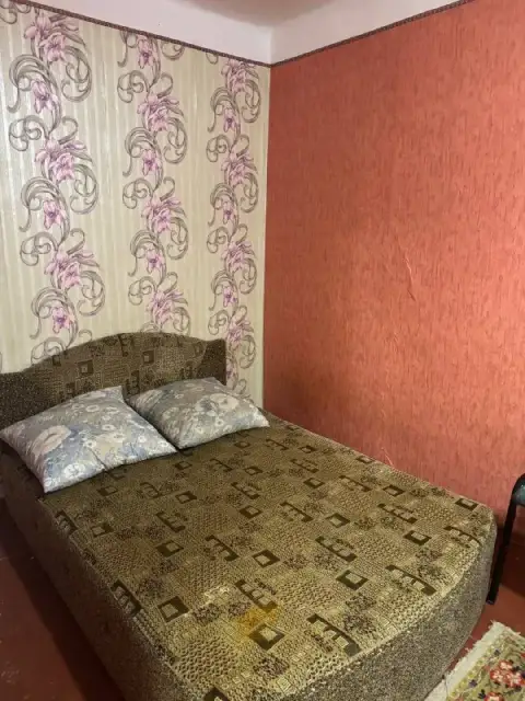 Сдам 2 ком квартиру
Ворошиловский район
Проспект гурова 1

2 Комнаты, состояние обычное, бабушкин ва... - фотография