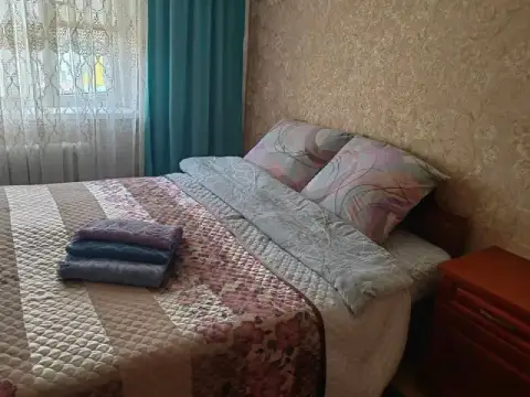 🏡Посуточно 2-двухкомнатная квартира

🌇Город донецк днр
🗺Пролетарский район, улица прожекторная. 📍

💦... - фотография