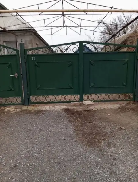 🏡Продам газифицированный дом село васильевка, амвросиевский район-15 минут езды до успенки
• Общая ... - фотография