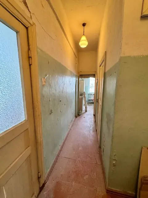 Продажа двухкомнатной квартиры 🌇мариуполь, ул. Победы, д. 48📍 ✅2-й этаж трёхэтажного дома ✅общая пло... - фотография