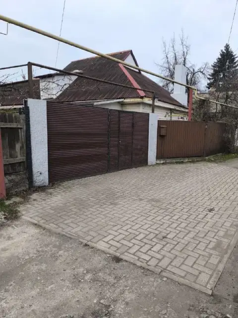 Продается дом донецк в кировском районе на улице некрасова.
Вода есть, накопительный бак насос болер... - фотография