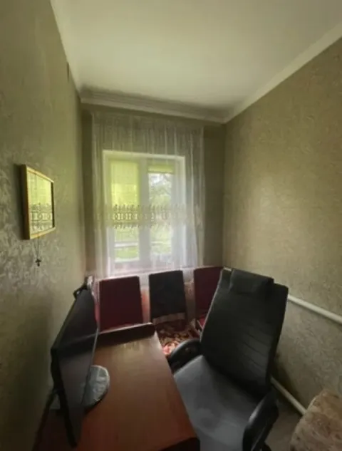 🏡продам газифицированный дом 🏙️город: харцызск днр 🗺ориентир: район 5-й школы, магазин анастасия, тр... - фотография