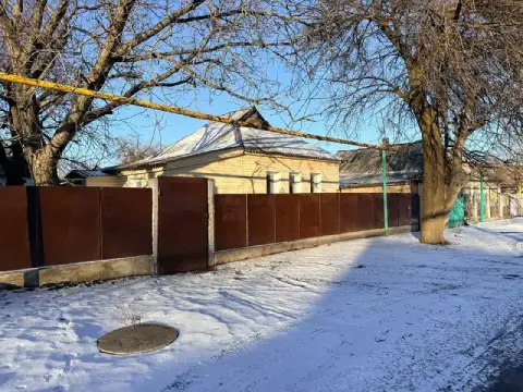Продам дом от собственника!
Без комиссии агентства!  

🌇Донецк, в кировском районе, мкр. Семашко, не... - фотография
