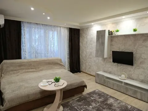 🏡посуточно 1-однокомнатная квартира от собственника. 🌇донецк днр пролетарский район, ул. Раздольная📌... - фотография