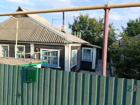Сдаётся в аренду дом 🏡

🌇Донецк в будённовском районе, ул. Верхнекурганская. ( р- н заперевальная). ... - фотография