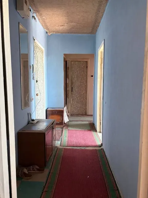 Срочно продаётся 2-комнатная квартира в макеевке, районе черёмушки, квартал "шахтерский", дом 1. Клю... - фотография