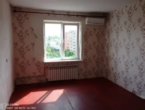 Срочно!!! Продам 1-комнатную квартиру в г. Харцызске, м-н металлургов, 52а, 9/9, общая площадь 31,9,... - фотография