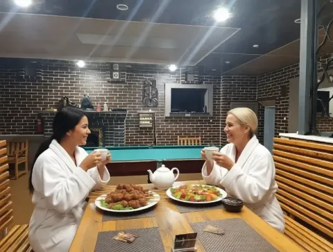 Сдается на ночь и пачасово   🌇донецк ул. Васнецова, 13 (р-н бакинских комиссаров)📍 ✨ уникальная квар... - фотография