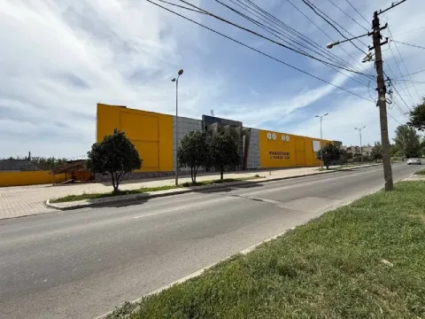 Аренда отдельно стоящего здания - бывший гипермаркет мебели margo. 🌇донецк, ул.9 января  📑документы ... - фотография