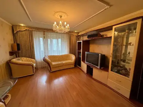 Продажа 3х комнатной квартиры с ремонтом в куйбышевском районе (топаз)‼️

Статус - твой выбор в мире... - фотография