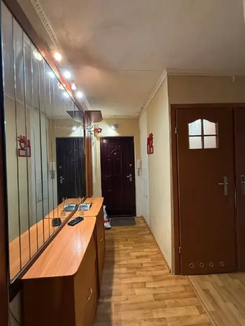 Сдается 2х-комнатная квартира

🌇Донецк в ворошиловском районе, кафе "ракушка", улица набережная 117 ... - фотография