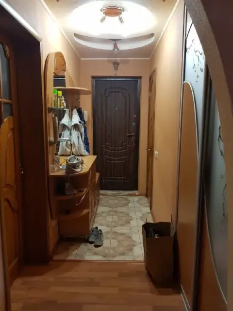 Продажа 3-комнатной квартиры

🌇Донецк в куйбышевском районе, улица лузина 6.📌

🏢Этаж - 4/5
✅Общая пл... - фотография