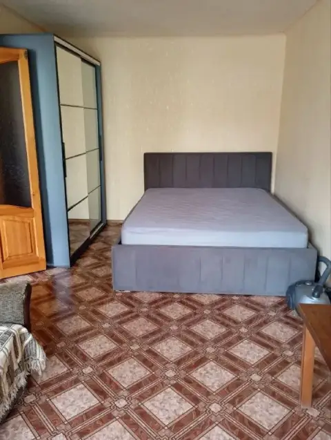 🏡Сдам 1-х комнатную квартиру
🏙️Город: донецк днр
🌇Район: кировский район
🗺Мкр-н текстильщик, гараж.
... - фотография