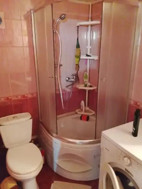 Сдам помесячно и посуточно дом в степана крынке. Можно командировочным. Дом со всеми удобствами. Вод... - фотография