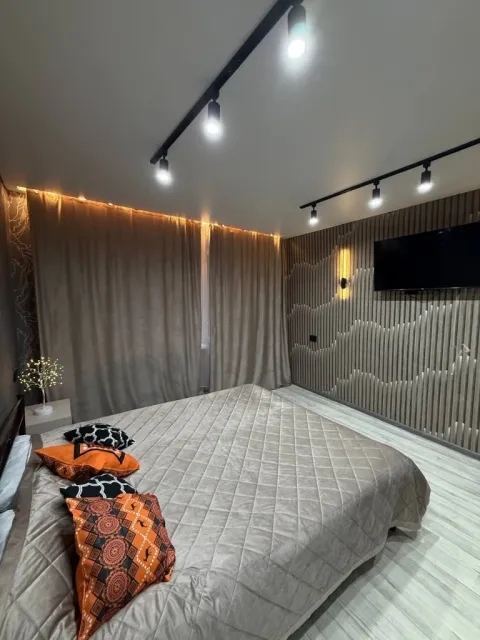 Мы сдаем 1 комнатную квартиру в центре енакиево ⤵️в квартире есть все необходимые условия для прожив... - фотография