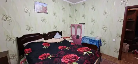 Продается 2 комнатная квартира, текстильщик
В кировском районе, ост. Шахта 19. На 2 - м этаже 2 - х ... - фотография