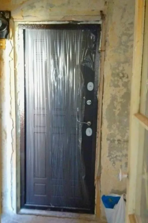 Недвижимость донецкднр продажа 1 комн кв гостинка под ремонт 1600000 рублей, пролетарский р-н, пирам... - фотография