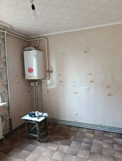 Продам 2-х комнатную квартиру г. Горловка,1/10эт. От собственника в цгр, 88 квартал, ул. Матросова 1... - фотография