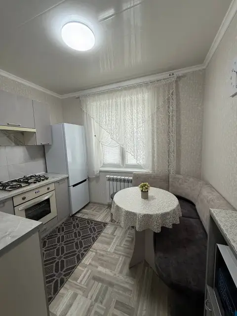 2К. Квартира — куйбышевский район, улица церетели

Этаж: 2/9
50 М2

Сдается впервые после капитально... - фотография
