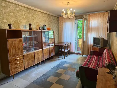 3К. Квартира — калининский район, ул. 50-й гвардейской дивизии
Этаж: 2/5
58 М2

Документы готовы, ни... - фотография