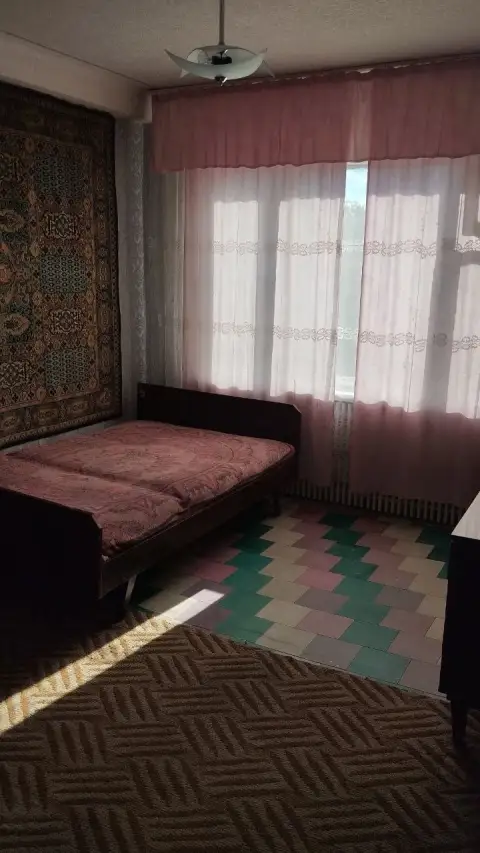 2К. Квартира — ленинский район, боссе, ул. Речная
Этаж: 5/5

Вода по графику, установлена обычная ст... - фотография