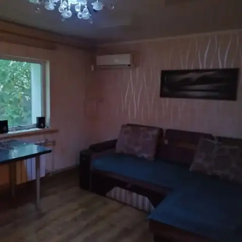 Дом — кировский район, семашко, ул. Воссоединения, 61

Две комнаты площадью 16 и 9 кв. М. Есть газ, ... - фотография
