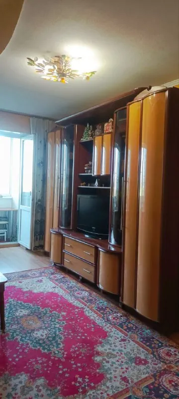Продам 3-комнатную квартиру,

🌇Донецу, район боссе. 📍

✅Этаж 4/9. Площадь 70 м².
✅Один взрослый собственник.
💦Вода идёт постоянно.
✅Утеплены стены.
✅Добротная просторная квартира.
✅Соседи нормальные.

👍В шаговой доступности остановка, сад, школа, больница.

💰Цена 7 000 000 ₽ торг возможен.

📲 @Aimememme
📲☎️+7(949)412-08-06
Собственник, не агентство.

Подписаться | дать объявление - фотография - 4