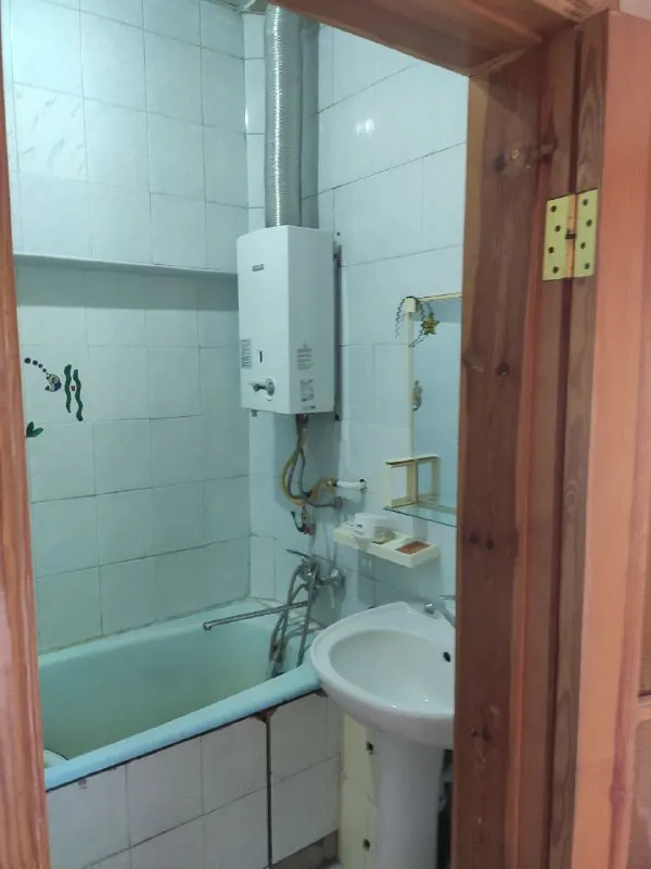 Продам двухкомнатную квартиру

🌇Самый центр ворошиловского района. Пересечение университетской и театральной. 📍

✅5/5-Этажного дома 48 м. Кв.
✅Есть чердак.
✅Крыша не течет.
✅Заменены все коммуникации: проводка, канализация, отопление, трубы воды.

✅Просторные, раздельные комнаты правильной формы.
✅Санузел раздельный.
🎁 Продаётся с мебелью и техникой.

📑Документы готовы, хозяин на сделке.
💰Цена 6 000 000 ₽

📲☎️+79494036515 Римма

Подписаться | дать объявление - фотография - 9