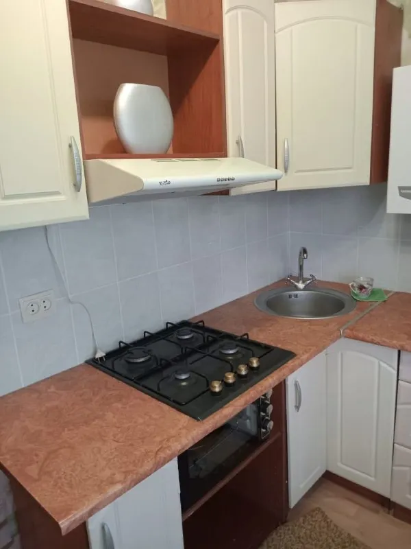 ‼️Продажа квартиры‼️

🏡Продаётся двукомнатная квартира г. Донецк днр
🗺Калининский район улица владычанского, 50

✅Этажность–5/5 жилого дома
✅Общая площадь–45 м2
✅Жилая–29.6 м2
✅Кухня–8.3 м2

🏡Квартира в жилом состоянии
Продаётся со встроенной мебелью и бытовой техникой
✅Дом с индивидуальным отоплением, свой котёл на дом.
🧾Документы готовы
🔥Собственник

💴Цена: 5🍋500.000 ₽
☎️+7(949) 382-69-43 Нина

Недвижимость днр - фотография - 7
