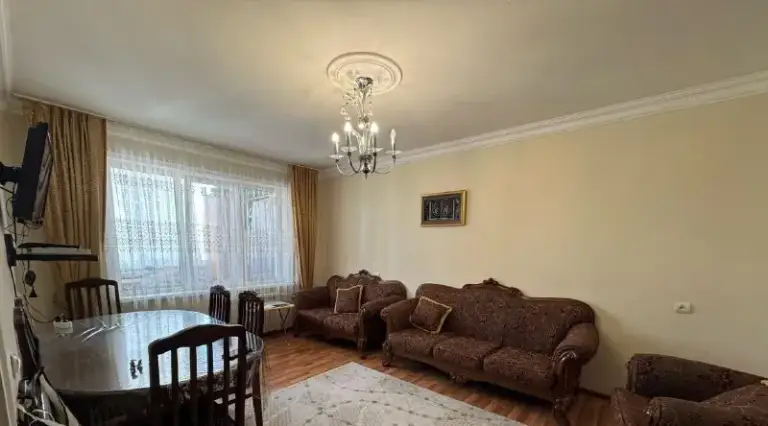 Сдается 3-комнатная квартира

🌇Донецк, в кировском районе по ул. Кирова. 📍

✅Хорошая транспортная развязка, рядом остановки общественного транспорта, школа, магазины, аптеки.
✅Окна выходят во двор.
✅В квартире есть вся необходимая мебель и техника для проживания.
✅Сделан ремонт.
✅Есть кондиционер, микроволновая печь, холодильник, стиральная машина, телевизор, диван
💦Вода подается круглосуточно, установлен бойлер. Интернет проведен.

💰Цена 27000 ₽ (к/у входят в стоимость)
📲☎️+79494544871

Подписаться | дать объявление - фотография - 1