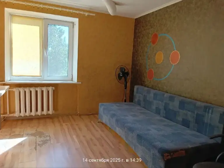 Сдам в аренду 2х комн. Квартиру 4/5 этажного (комнаты раздельные) на раздольной (ориентир мфц). Чистая, уютная. Холодильник, стиральная машинка, микроволновка, телевизор. Водичка по графику (накопительный бак можно ставить). Развита инфраструктура. 20 000руб. + коммуналка + ан. Ан анна +7 949 470 04 83 (феникс), +7 949 796 88 69 (миранда). - фотография - 4