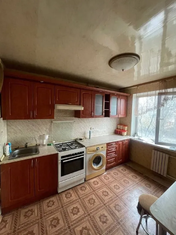 Продам трехкомнатную квартиру

🌇Донецк, площадь бакинских комиссаров - проспект офицерский📍

📑Документы полностью готовы к сделке, прописанных нет‼️
💦Холодная и горячая вода по графику
✅В квартире сделан качественный ремонт
✅Установлены пластиковые окна
✅Этаж 3/9.
✅Общая площадь -. .. Ото остаётся.

Хорошая транспортная развязка. 👌
Сады, школы, магазины, все что нужно для комфортной жизни в шаговой доступности
Собственник на сделке❗️
Показ возможен в любое время
💰Цена: 6 500 000 ₽ торг уместен

📲☎️+79496455686
📲☎️+79495059339

Подписаться | дать объявление - фотография - 5