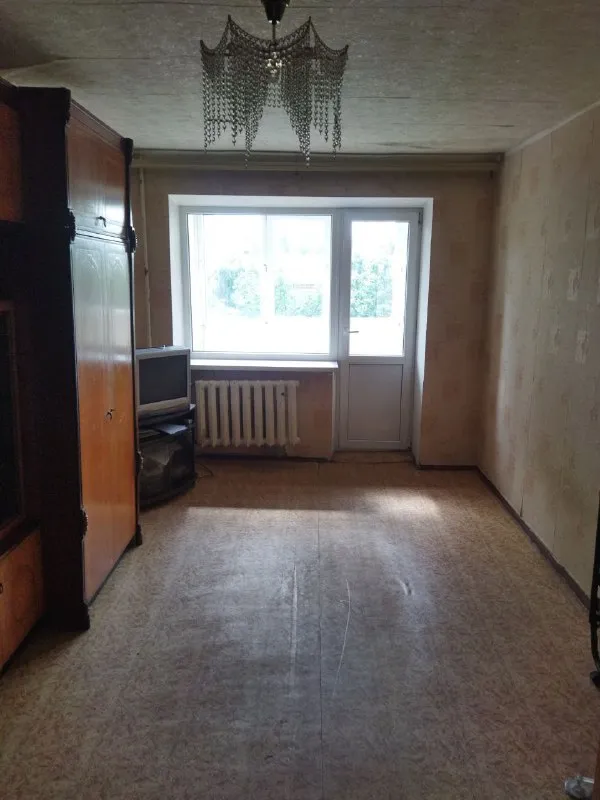 Продам 2х комнатную квартиру

🌇В киевском районе донецка
Шахтерская площадь - проспект киевский 5📍

🔹Этаж 4 семиэтажного дома
🔹Вода согласно графику
🔹Комнаты раздельные
🔹Квартира теплая
🔹Два застеклённых балкона
🔹Насыщенная инфраструктура:
- Детские сады; школы;
- Продуктовые магазины;
- Супермаркет
👌Развитая транспортная развязка в любую точку города. Остановки маршрутного такси в шаговой доступности.

📄Документы готовы к сделке
Собственник в донецке❗️

💰Цена 4 300 000 руб
Реальному клиенту торг

📲☎️ +79495059339

Подписаться | дать объявление - фотография - 2