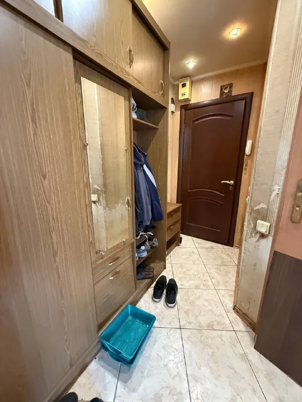 Продаю одноомнатную квартиру

🌇В калининском районе   донецка  - бульвар шевченко 📍

🔹Этажность дома 4/5
🔹Общая квадратура 32м2
🔹Установлены пластиковые окна
🔹Коммуникации поменяны
🔹Дополнительных вложений не требует
🔹Хорошая транспортная развязка
🔹Калининский рынок  , сады, школы, магазины, все что нужно для комфортной жизни в шаговой доступности

📄Доку. .. Mg/emoji/40/e29d97.png')">❗️
Перепланировка не узаконена❗️

Цена снижена ❗️❗️❗️
💰Цена:2 900 000 руб
Реальному клиенту торг

👁Показ в любое время
📲☎️ +79495059339

Подписаться | дать объявление - фотография - 3