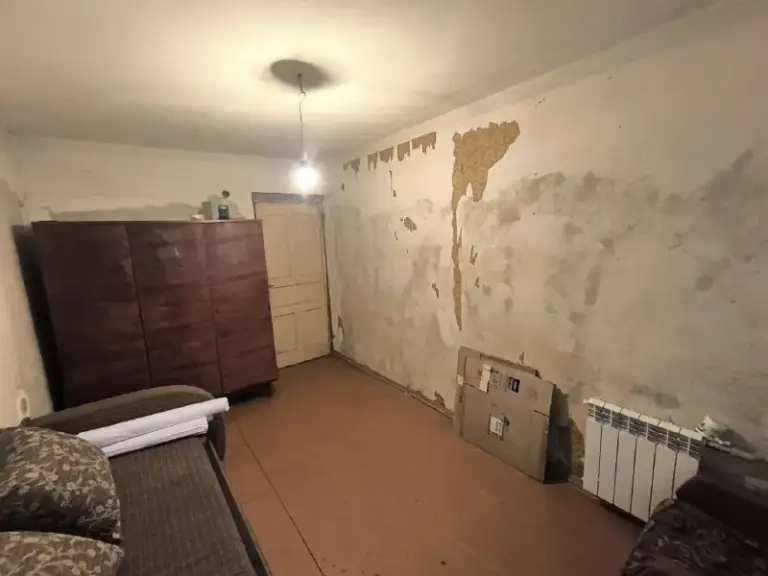 Продажа 3х комнатной квартиры
🌇В киевском районе донецка,
Улица университетская - донецк сити📍
✅Этаж 2/9
✅Общая квартиры 67 кв. М
✅Комнаты раздельные
✅Квартира теплая
💦Вода по графику
👍Коммуникации поменяны
Насыщенная инфраструктура:
Детские сады, школы, продуктовые магазины, супермаркет, торговый центр❗️
✅Развитая транспортная развязка в любую точку города. Остановки маршрутного такси в шаговой доступности.
📑Документы готовы к сделке
Собственник в донецке
💰Цена 4 900 000 руб
📲☎️+79495059339
Подписаться | дать объявление - фотография - 4