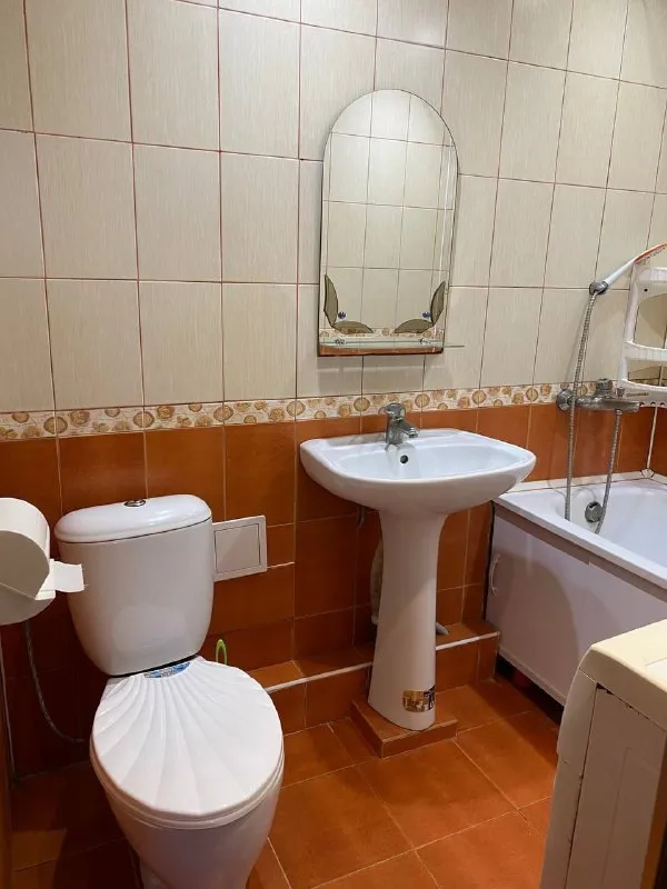 ‼️Продажа квартиры‼️

🏡Продаётся трёхкомнатная квартира петровский район
🗺Г. Донецк днр ул. Ревякина 30

✅Этажность–2/2 жилого дома
✅Общая площадь–44 м2

✅Спальные комнаты небольшие
✅Сантехника, трубы, проводка новые
✅Выполнен косметический ремонт
В спальне утеплены стены
✅Санузел совмещенный, выложен кафелем, имеется стиральная машинка
✅В зале есть кладовая
✅Балкон
🧾Документы готовы
🔥Собственник

💴Цена: 2🍋500.000 руб
☎️+7(949) 043-07-22 Ирина

Недвижимость днр - фотография - 9