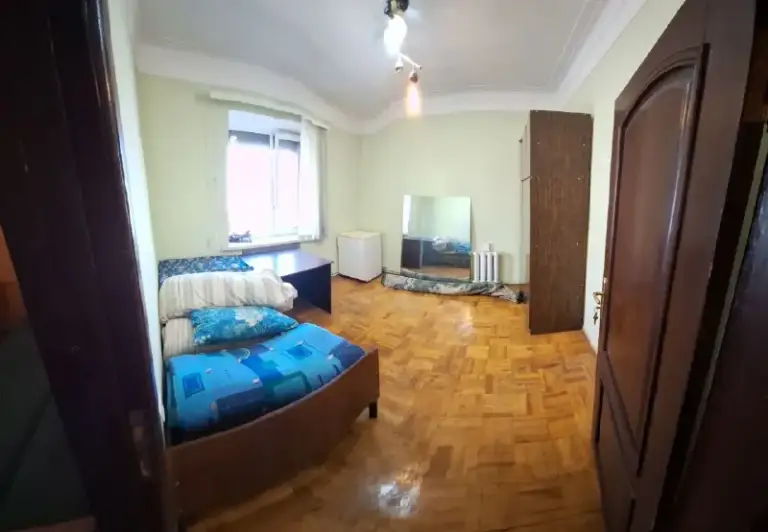 ‼️Продажа квартиры‼️

🏡Продаётся 3-трёхкомнатная квартира🗺г. Енакиево днр кинотеатра украина, улица тиунова

✅Этажность–1/2 жилого дома
✅Общая площадь–62.2 м2
✅Жилая–44.3 м2

✅Высокий цоколь
Комнаты раздельные
✅Окна пластиковые, установлены ролеты
✅Санузел совмещенный индивидуальное отопление
✅Двойная входная дверь, сигнализация
Есть кладовка в подвале
✅В пешей доступности рынок, автостанция, магазины, аптеки, остановки общественного транспорта
🧾Документы готовы
🔥Собственник

💴Цена: 2🍋500.000 рублей
☎️+7(949) 333-19-16 Кирилл

📨Подписаться - фотография - 4