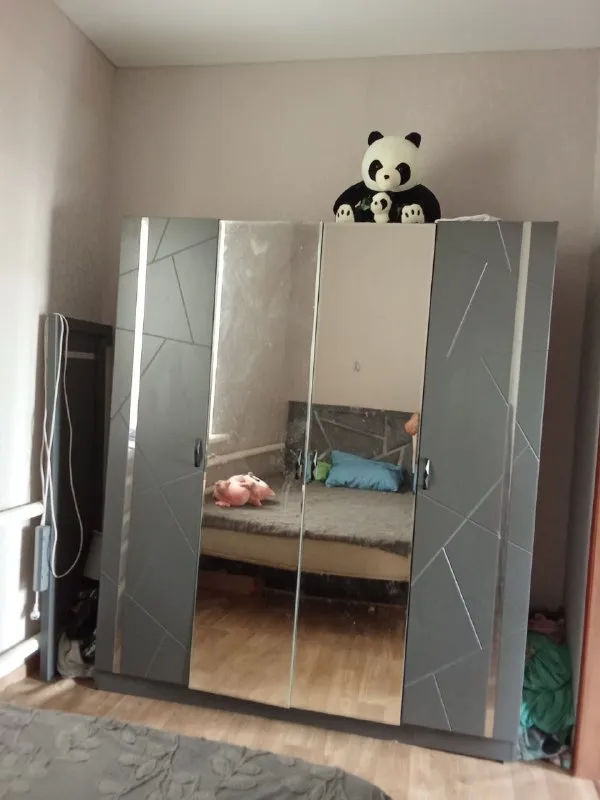 ‼️Продажа дома‼️

🏡Продается дом от собственника агентствам прошу не беспокоить
🗺Г. Мариуполь днр

✅Общая площадь–95 м2
✅Жилая–57 м2

✅Всего 10 минут езды от моря большой участок, дом газифицированый, канализация центральная, земля приватизирована, 5 жилых комнат
✅Высокие натяжные потолки 3 м в комнатах и кухне, вода идёт круглосуточно, много фруктовых деревьев на участке
🔥Собственник

💴Цена: 5🍋5 млн рублей с небольшим торгом
☎️+7(949) 356-01-85 (Тг на этом номере)

📨Подписаться - фотография - 8