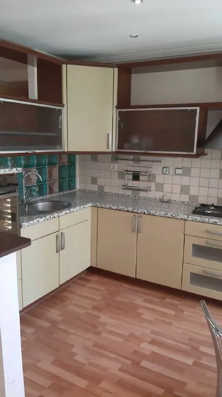 Продам отличную 3-х комнатную квартиру в пролетарском районе г. Донецка, ул. Раздольная 12а

☎️+79496455686☎️

✅ Этаж 3/5
✅Общая площадь 60м²,

📌 Квартира с ремонт

📌В подъезде заменены все коммуникации, канализация и отопление
✅Стены ж/б панели, перекрытия ж/б плиты, двери металлические

✅Большая детская площадка во дворе

❗️Рекомендуем посмотреть❗️
Развитая инфраструктура: супермаркеты, школа, детсад

☎️+79496455686☎️

Цена:4.850.000 рублей - фотография - 4