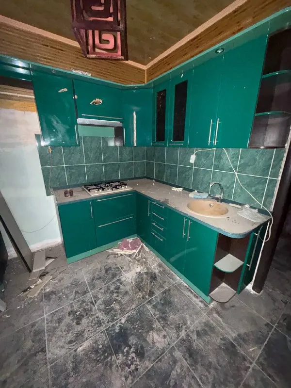 ☎️+79496455686

‼️ Продам двухкомнатную квартиру! ‼️
‼️ Расположена в девятиэтажном доме, на первом этаже‼️
‼️ Киевский район- улица листопрокатчиков, 19

‼️Документы готовы‼️

📌Кирпичный дом
📌Общая площадь квартиры 50 кв. М
📌Вода согласно графику
📌Квартира тёплая
📌Установлены пластовые окна( пару окон под замену )
📌Требуется косметический ремонт

Насыщенная инфраструктура:
- Детские сады
- Школы
- Продуктовые магазины
- Супермаркет
Остановки маршрутного такси в шаговой доступности.

‼️ Стоимость 3 000 000 руб‼️
‼️Реальному клиенту реальный торг ‼️
☎️ +79496455686 - фотография - 6
