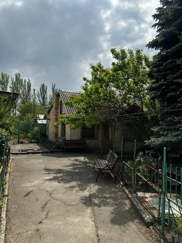 ‼️Продажа дома‼️

🏡Продаётся комнатный дом в червоногвардейском районе
🗺Г. Макеевка днр червоногвардейский р-н

✅Общая площадь дома–89 м2
✅Гараж площадью–61 м2
✅Летняя кухня–43 м2
✅Участок–10 соток приватизированной земли

🏡Дом с газом
Двухконтурный котёл, дополнительный твердотопливный
✅Кондиционер, газовая колонка
Ухоженная территория, есть место для сада или огорода
🧾Документы готовы
🔥Собственник

💴Цена: 6🍋400.000 рублей
☎️+7(949) 525-90-64

Недвижимость днр - фотография - 3