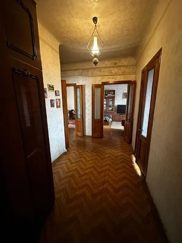 ‼️Продажа дома‼️

🏡Продаётся комнатный дом в червоногвардейском районе
🗺Г. Макеевка днр червоногвардейский р-н

✅Общая площадь дома–89 м2
✅Гараж площадью–61 м2
✅Летняя кухня–43 м2
✅Участок–10 соток приватизированной земли

🏡Дом с газом
Двухконтурный котёл, дополнительный твердотопливный
✅Кондиционер, газовая колонка
Ухоженная территория, есть место для сада или огорода
🧾Документы готовы
🔥Собственник

💴Цена: 6🍋400.000 рублей
☎️+7(949) 525-90-64

Недвижимость днр - фотография - 5