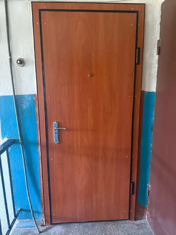 ‼️Продажа квартиры‼️

🏡Продажа 2-двухкомнатная квартира ленинский район
🗺Г. Донецк днр ул. Изюмовская 9-б

✅Этажность–4/4 жилого дома
✅Общая площадь–42.7 м2

✅Квартира угловая
Крыша перекрыта в этом году
Жилое состояние
✅Окна пластиковые, канализационные и отопительные трубы пластиковые
✅Входная металлическая дверь
Чугунные радиаторы отопления
✅В подвале поменян канализационный стояк на пластиковый
✅Мебель и бытовая техника вся остаётся
✅Вода по графику
Удобная транспортная развязка
🧾Документы готовы
🔥Собственник

💴Цена: 5🍋000.000 рублей
☎️+7(949) 358-90-78 Татьяна

📨Подписаться - фотография - 1