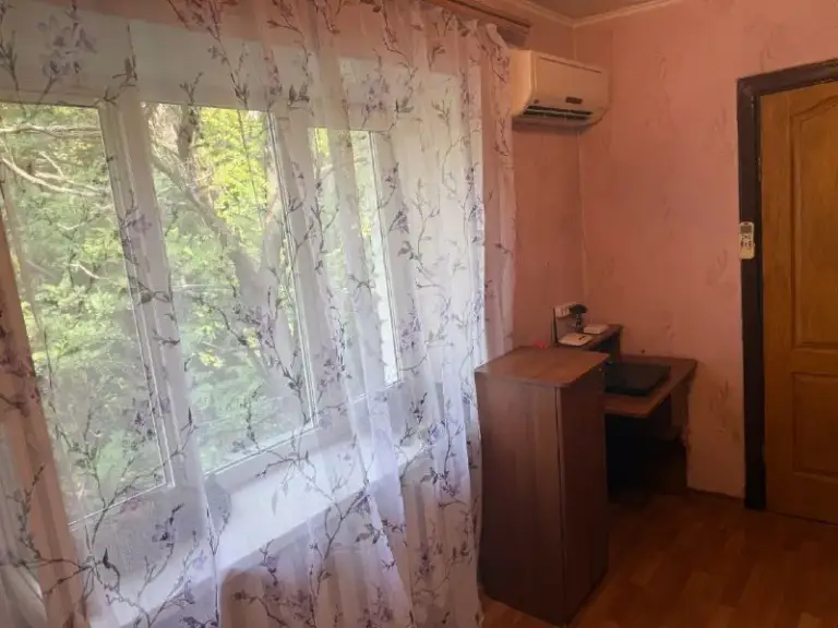 ‼️Продажа квартиры‼️

🏡Продажа 2-двухкомнатная квартира ленинский район
🗺Г. Донецк днр ул. Изюмовская 9-б

✅Этажность–4/4 жилого дома
✅Общая площадь–42.7 м2

✅Квартира угловая
Крыша перекрыта в этом году
Жилое состояние
✅Окна пластиковые, канализационные и отопительные трубы пластиковые
✅Входная металлическая дверь
Чугунные радиаторы отопления
✅В подвале поменян канализационный стояк на пластиковый
✅Мебель и бытовая техника вся остаётся
✅Вода по графику
Удобная транспортная развязка
🧾Документы готовы
🔥Собственник

💴Цена: 5🍋000.000 рублей
☎️+7(949) 358-90-78 Татьяна

📨Подписаться - фотография - 5