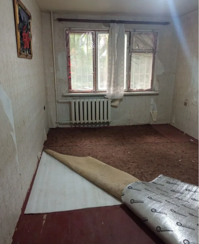 ‼️Продажа квартиры‼️
🏡Продается 2-двукомнатная квартира в центре города
🗺Г. Харцызск днр
✅Ориентир - магазин «ирис», ош№1
✅Этажность–1/5 жилого дома
✅Общая площадь–47.8 м2
✅С/у раздельный
✅Развитая инфраструктура, в шаговой доступности школа, садик, магазины, аптеки, гос. Учреждения
✅Под ремонт
🔥Собственник
💴Цена: 2🍋600 000 руб
Возможен торг‼️
☎За более подробной информацией обращаться по
📞Телефону +7(949) 430-29-17
📨Подписаться - фотография - 3