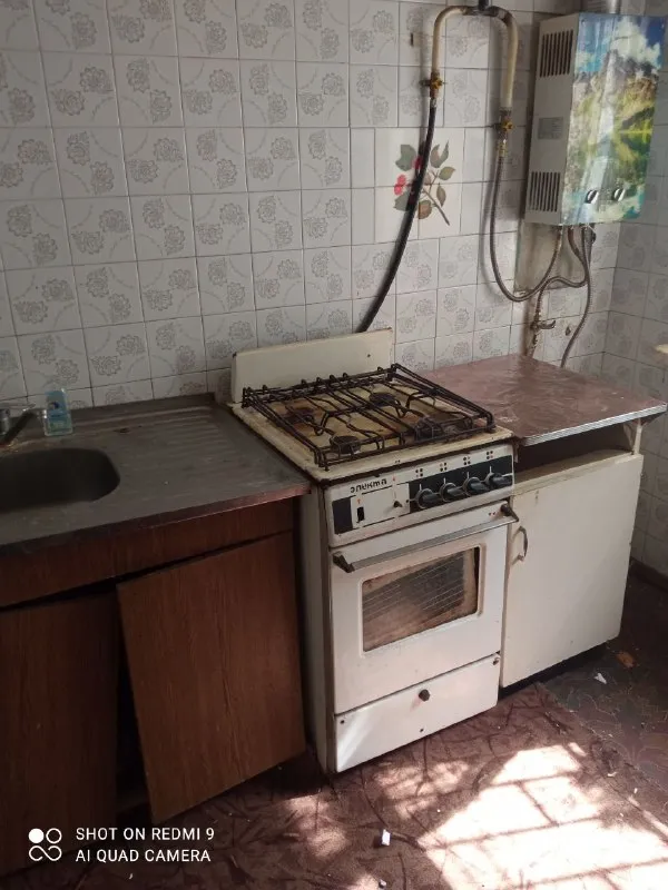 ‼️Продажа квартиры‼️
🏡Продается 2-двукомнатная квартира в центре города
🗺Г. Харцызск днр
✅Ориентир - магазин «ирис», ош№1
✅Этажность–1/5 жилого дома
✅Общая площадь–47.8 м2
✅С/у раздельный
✅Развитая инфраструктура, в шаговой доступности школа, садик, магазины, аптеки, гос. Учреждения
✅Под ремонт
🔥Собственник
💴Цена: 2🍋600 000 руб
Возможен торг‼️
☎За более подробной информацией обращаться по
📞Телефону +7(949) 430-29-17
📨Подписаться - фотография - 4