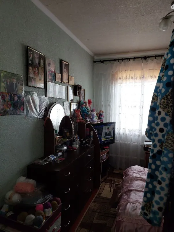 🅰️🅰️🅰️🅰️🅰️🅰️ 🅰️🅰️🅰️
Г. Макеевка, бажанова, ул. Совхозная
Отличное место, все подъезды к дому асфальтированны
По периметру весь новый забор. Земли 6/100
Площадь дома 75м²
✅3 Изолированные комнаты (зал, +2 спальни), два коридора и кухня. ✅все окна пластиковые, отопление газовое, санузел совместный
✅Во дворе плитка, хоз. Постройки
✅Все в очень ухоженном состоянии. Больше фото вышлю по запросу
Документы на завершающей стадии
4700000 + Торг возможен
+79493823418 Инна - фотография - 7